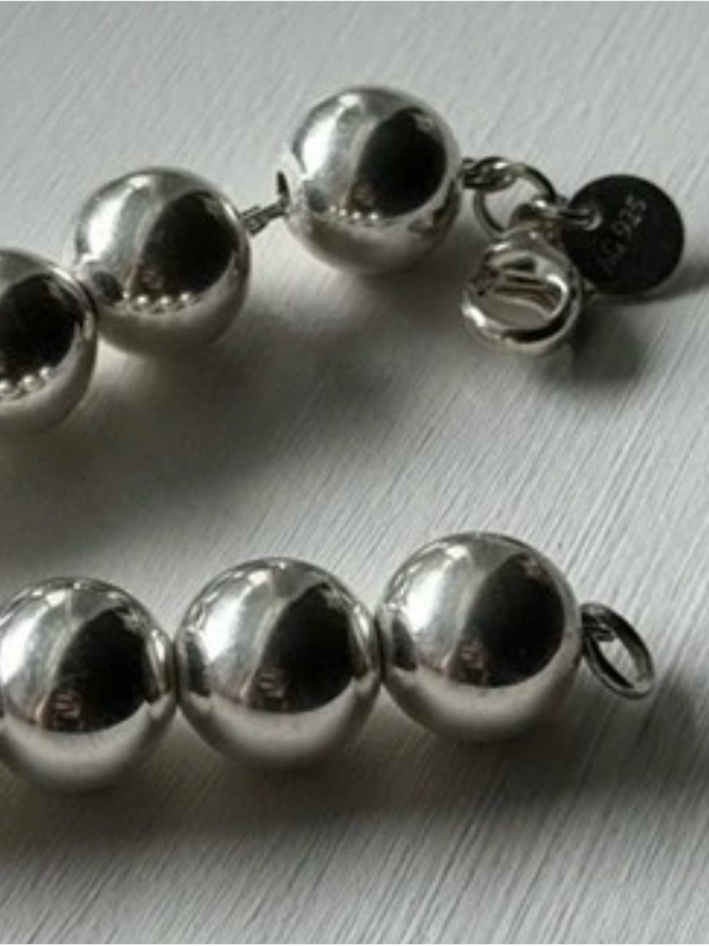Tiffany & Co. Sterling Silver Bead Bracelet w/Tiffany Blue Pouch, no wear at all - Picture 4 of 12